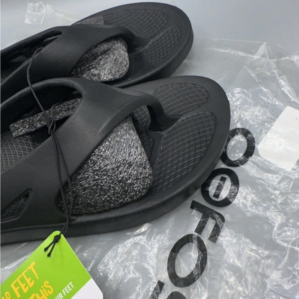 OOFOS OORIGINAL RECOVERY SANDAL MEN 8/ WOMEN 10 -Style 1000 BLACK - BLACK - Picture 3 of 5